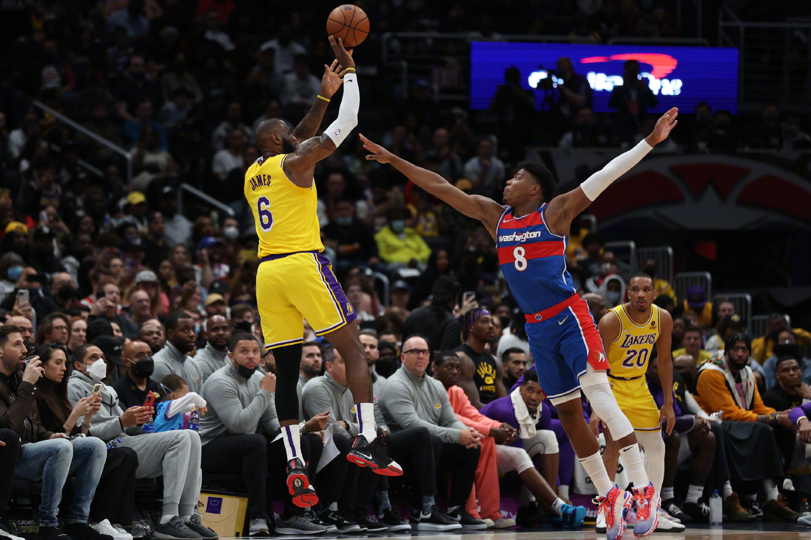 kaiyun-里程碑夜！罗马篮板制胜，意大利杯赛前刷纪录，质疑声仍在，阵容厚度经受考验的简单介绍-kaiyun